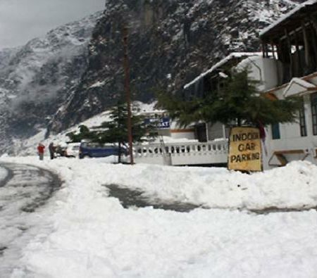 Hotel Bhagat Chamoli Bagian luar foto